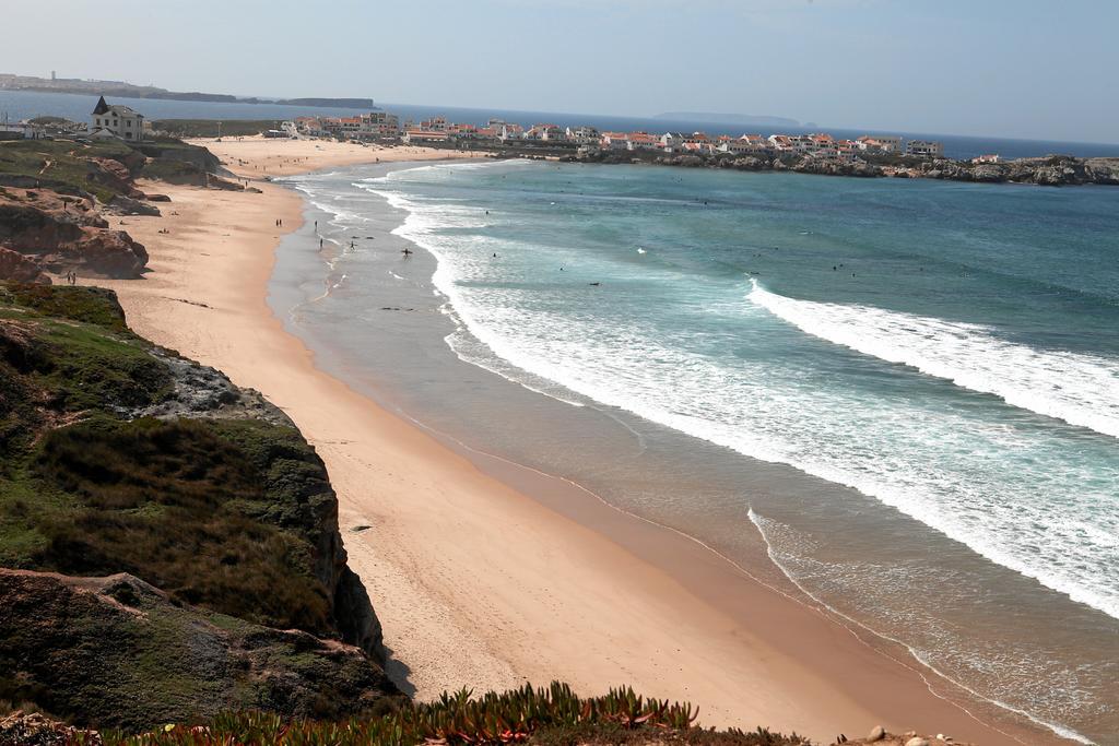 Baleal 4 Surf Hotel Exterior photo